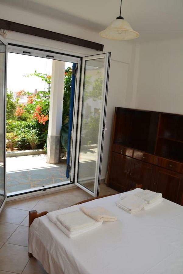 Traditional Summer House In Marmari Marmari  Exterior photo